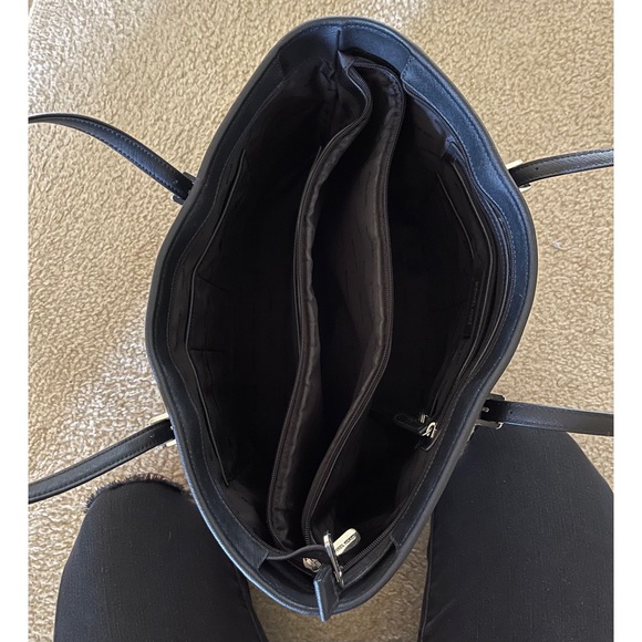 Michael Kors Black Tote w/Tech Insert - Picture 4 of 4